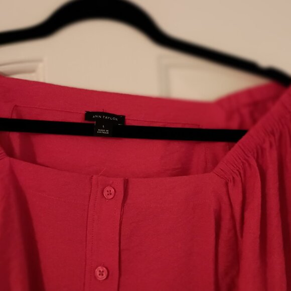 ANN TAYLOR BUTTON DOWN BLOUSE - Picture 3 of 5